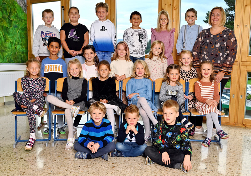 A Klassenfoto Frau Horn